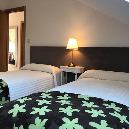 Apartamento Manuel Maria Allariz Esterno foto